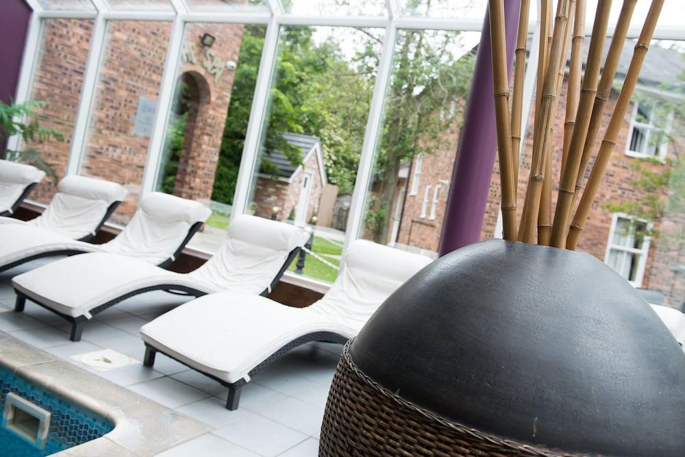 Wrexham Llyndir Hall Hotel, BW Signature Collection Chester Exteriör bild