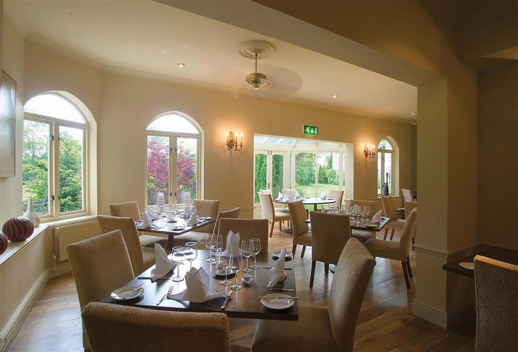 Wrexham Llyndir Hall Hotel, BW Signature Collection Chester Restaurang bild
